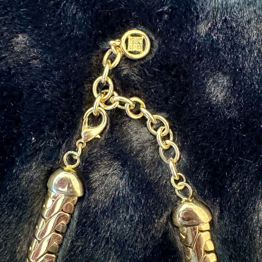 Givenchy Gold Tone Iconic Runway Flat Link Collar Necklace - Vintage - Picture 6 of 6